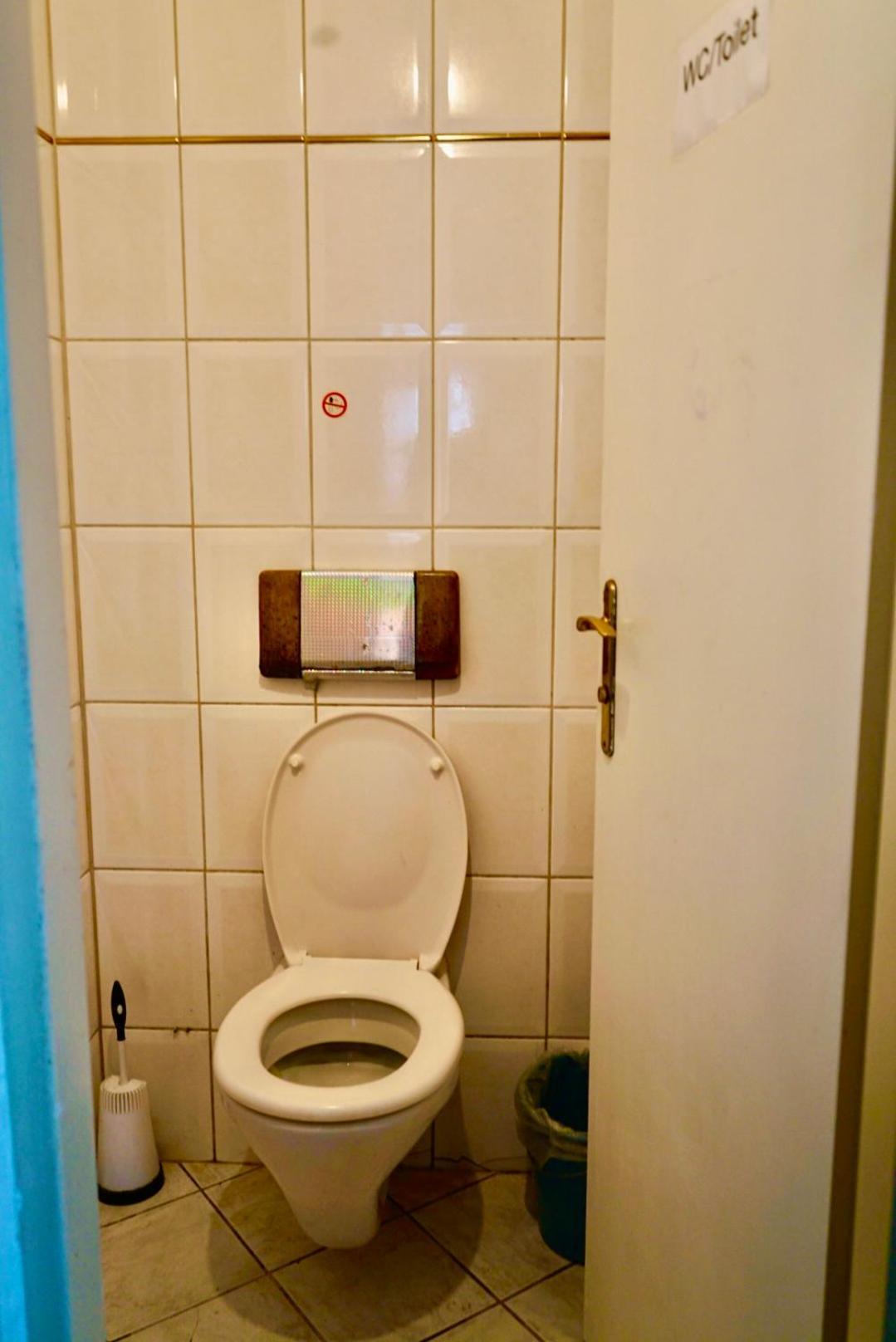 U6 Schoepfwerk Hostel 1 ウィーン エクステリア 写真