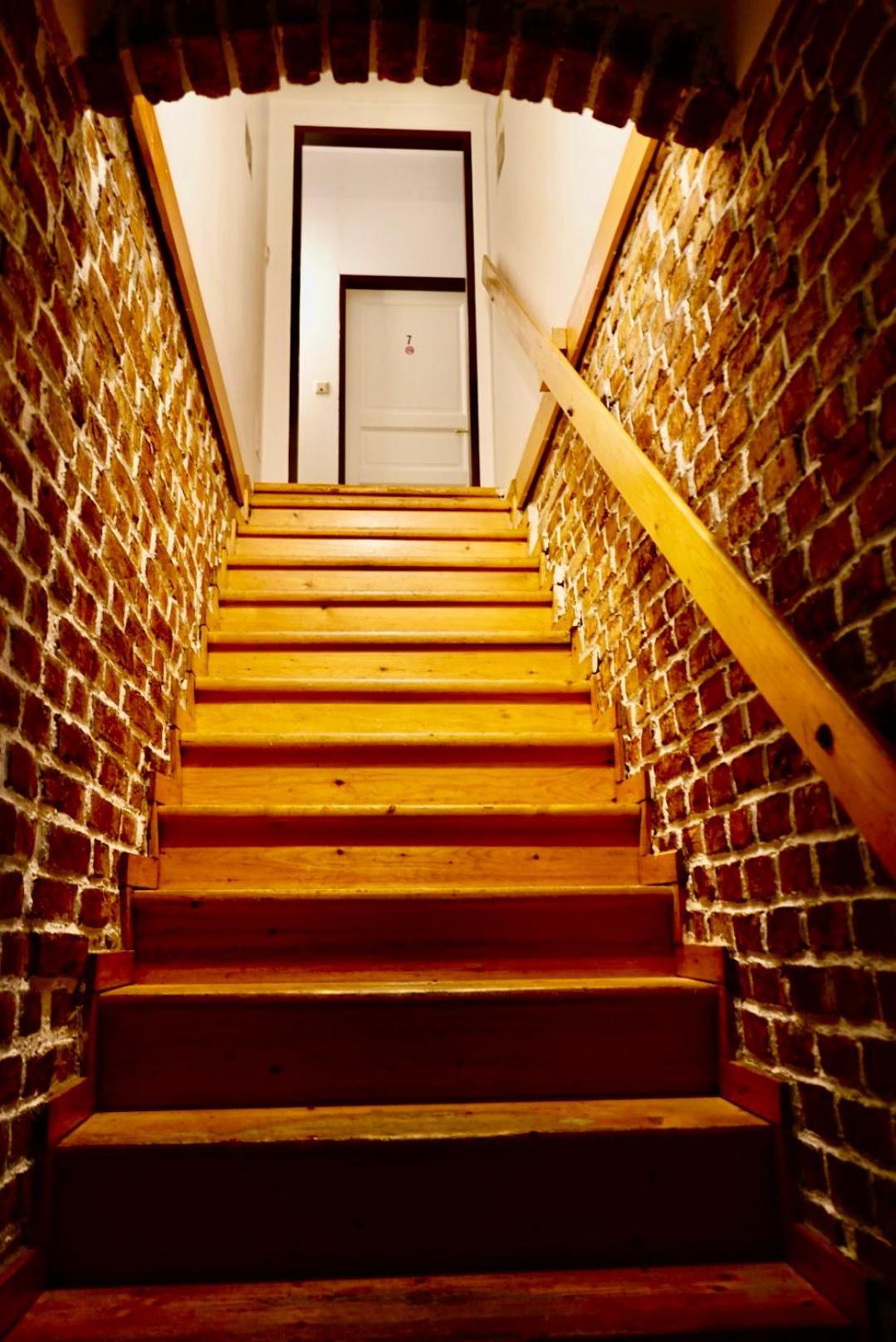 U6 Schoepfwerk Hostel 1 ウィーン エクステリア 写真